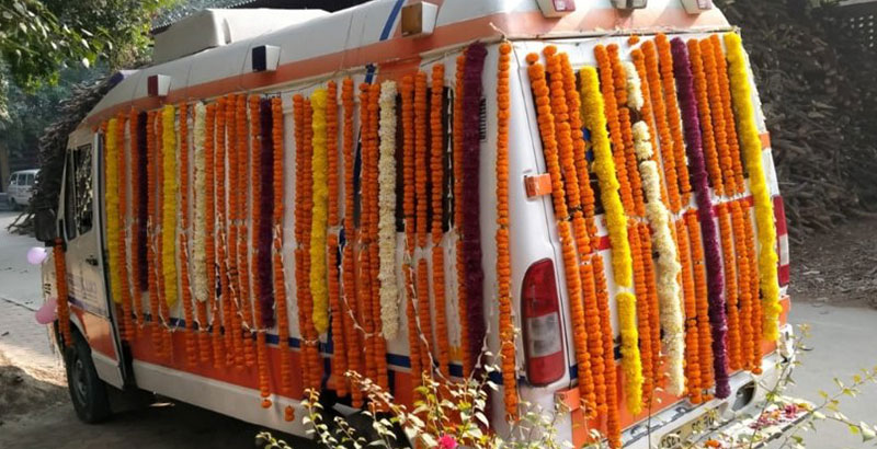 Hearse Van For Dead Body Transfer